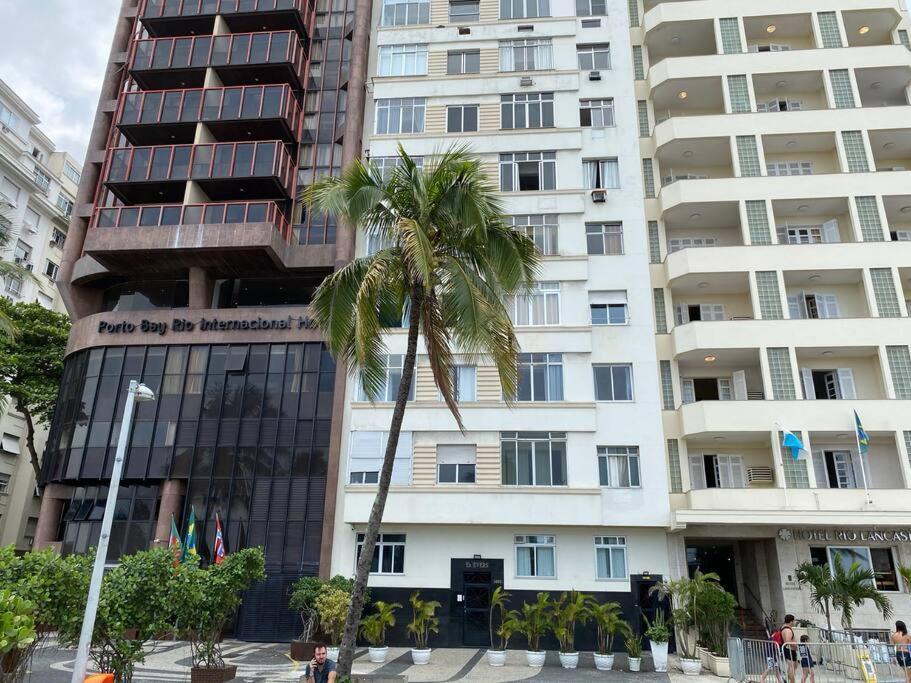 Charmoso Apartamento Na Av. Atlantica, Copacabana ريو دي جانيرو المظهر الخارجي الصورة