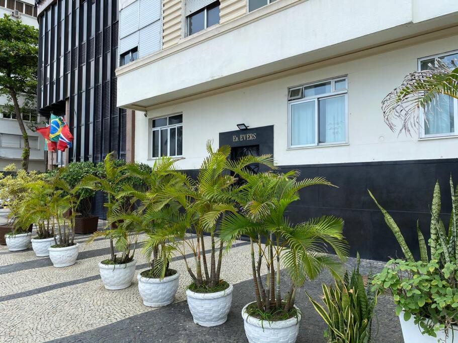 Charmoso Apartamento Na Av. Atlantica, Copacabana ريو دي جانيرو المظهر الخارجي الصورة